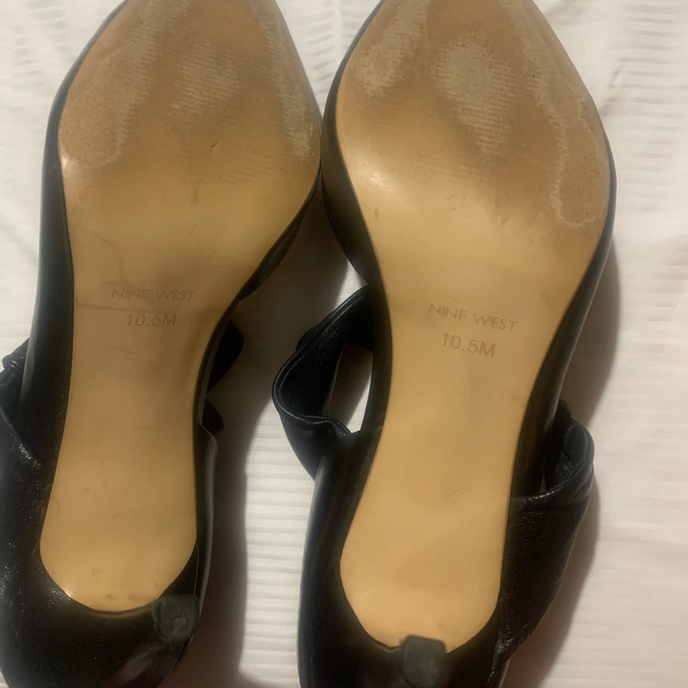 NINE WEST PUMP - Picture 5 of 8